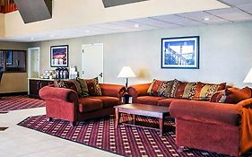 Howard Johnson By Wyndham